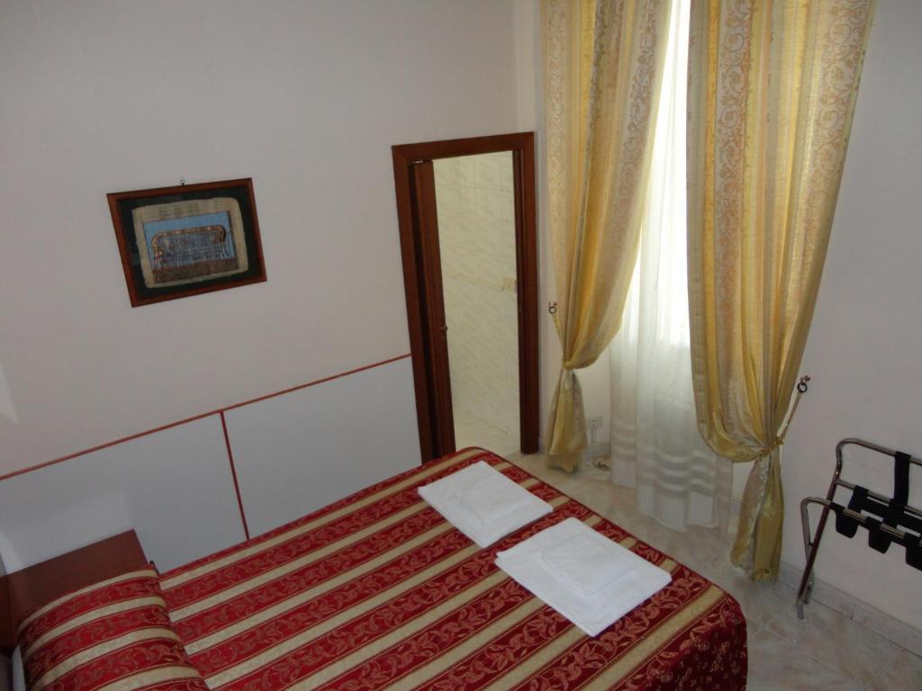 Hotel Azzurra Roma Ngoại thất bức ảnh
