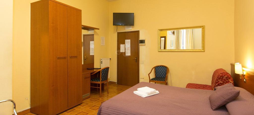 Hotel Azzurra Roma Ngoại thất bức ảnh