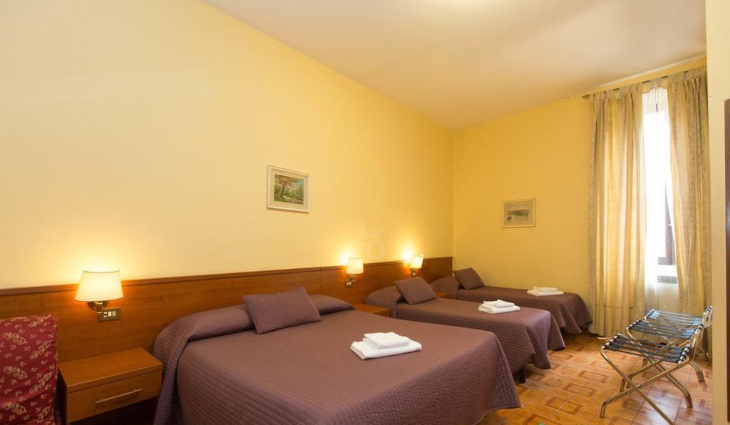 Hotel Azzurra Roma Ngoại thất bức ảnh
