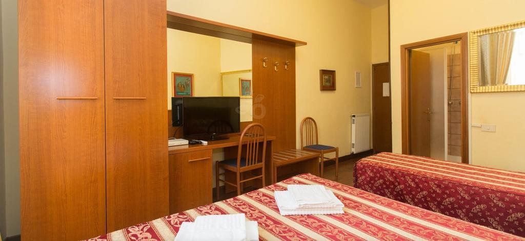 Hotel Azzurra Roma Ngoại thất bức ảnh