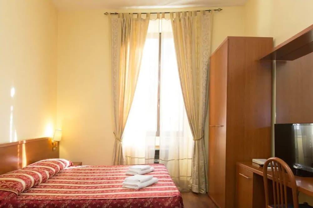 Hotel Azzurra Roma Ngoại thất bức ảnh
